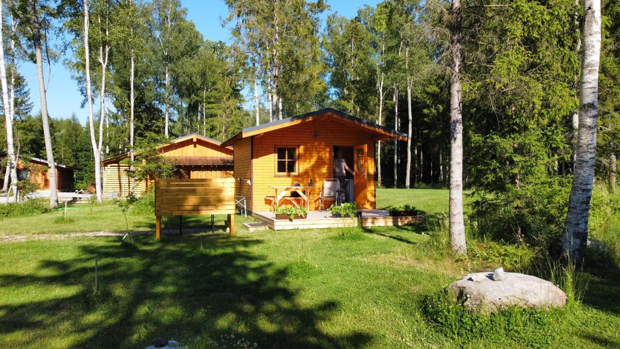 Marika Puhkekuela - Metsanurga Oeoemaja "Shared Bathroom" Nova Exterior photo